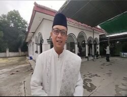 Wakil Bupati Lampung Tengah, Ardito Wijaya bersama Keluarga Melaksanakan Sholat Idul Adha 1445/2024 Di Masjid Nurul Huda